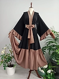 Abaya Dubai İpeğinden Siyahlı Sütlü Kahveli Kolları Fırfırlı.